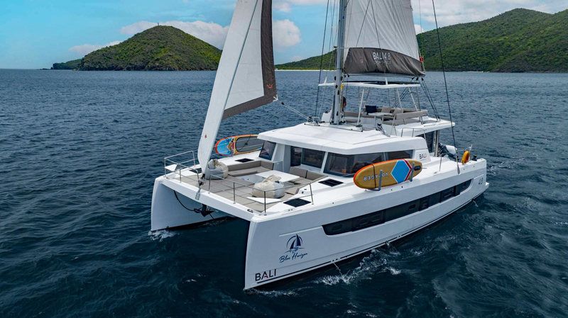 Yacht charters and sailing vacations
