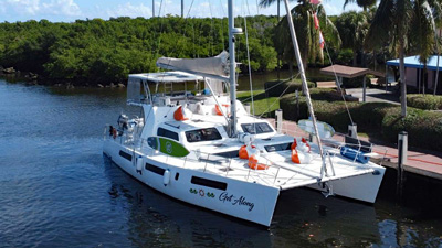 Catamaran Get Along